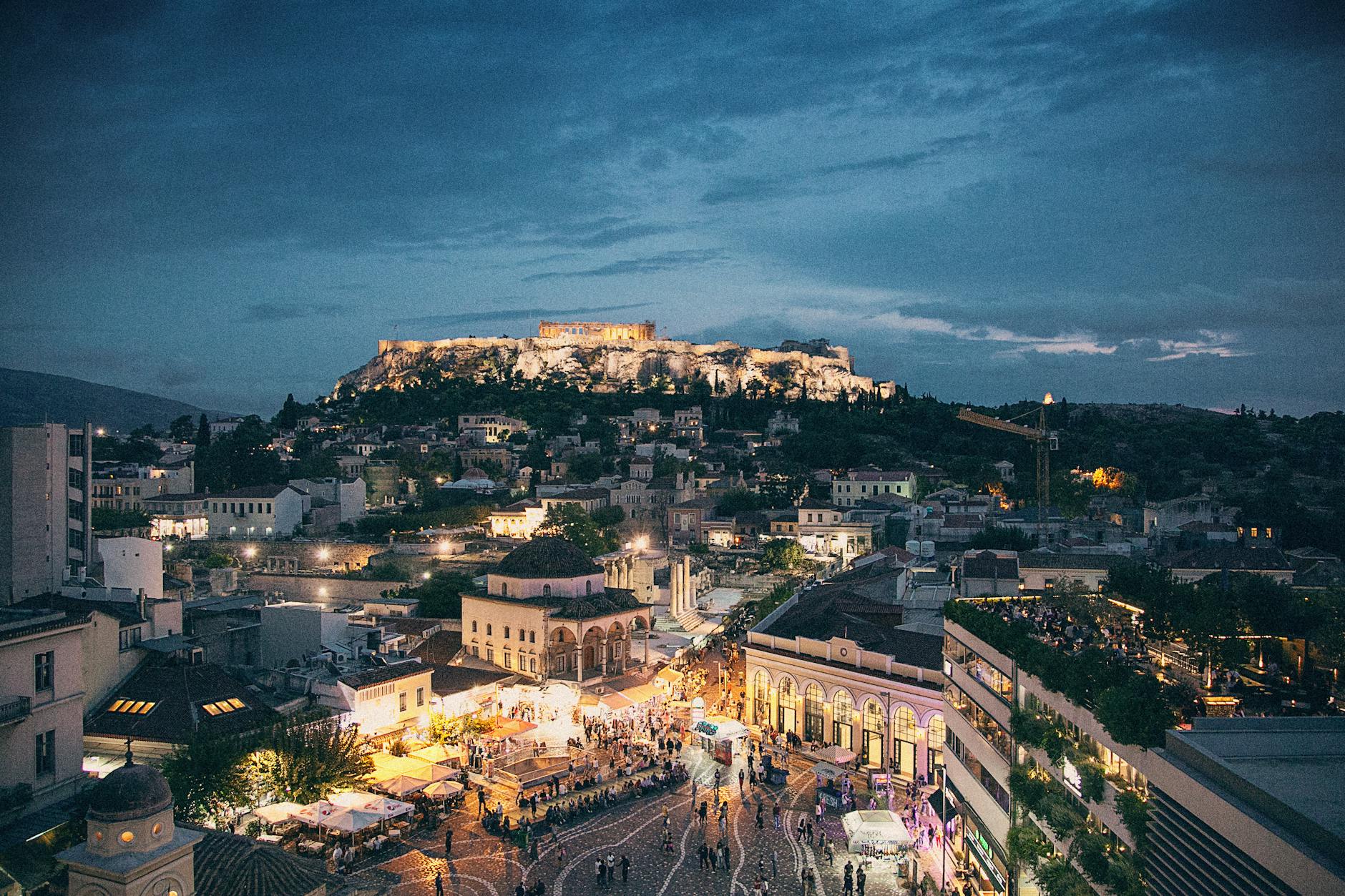 You are currently viewing 5 Things You Should Never Say or Do in Greece